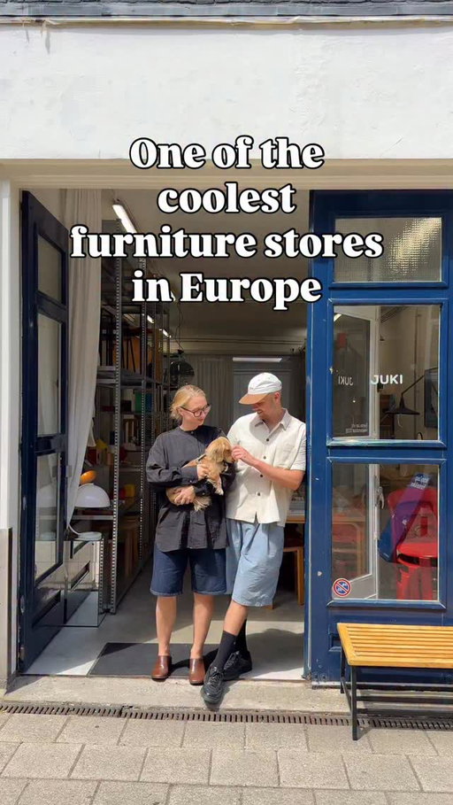 One of the best vintage furniture stores I’ve found since moving to Amsterdam - shout out to @juki.amsterdam for letting me visit!