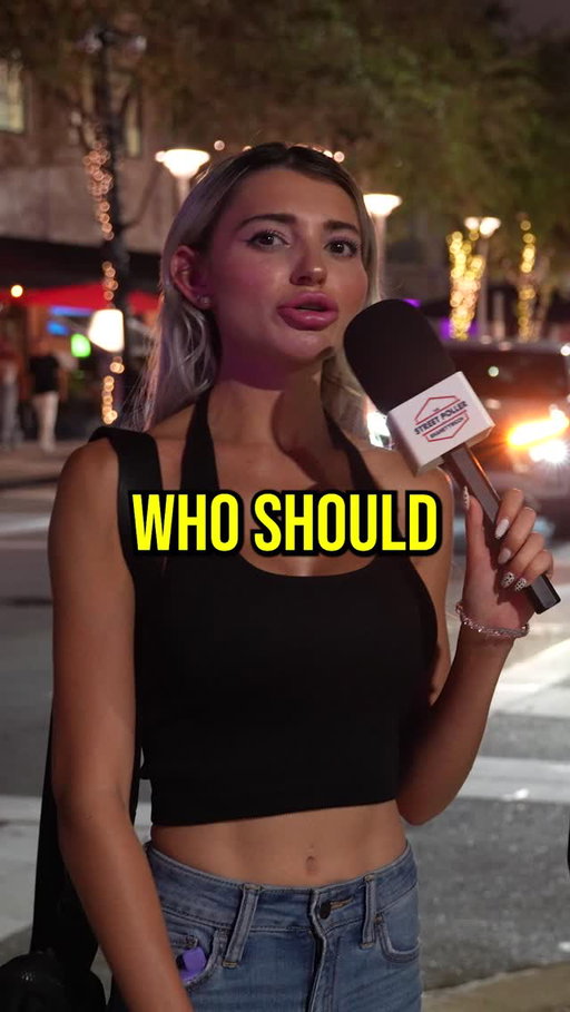 Who should pay on the first date? 🤔