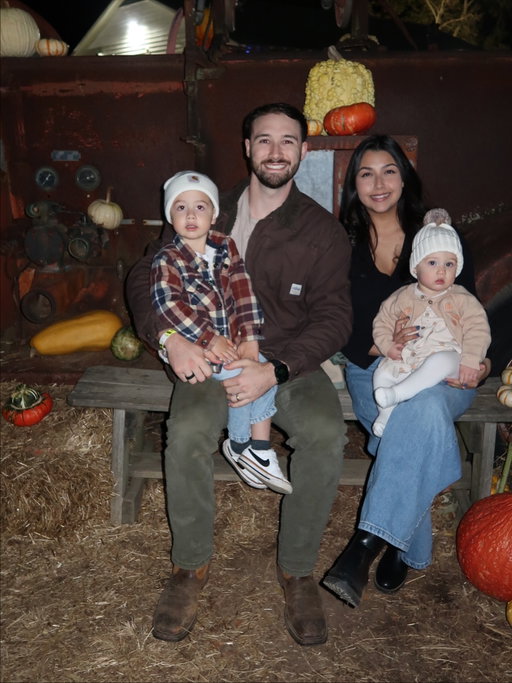 Pumpkin patch with our babies 🍂🎃🤎