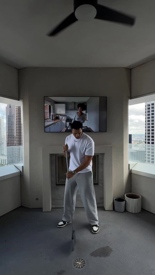 after weeks of travel and long nights wrapping up my home fragrance brand launch @sondaire, it feels good to slow things down again. cleaning the space, throwing on some R&B, and getting back into my rhythm 🧘🏽‍♂️ 

#cleaningmotivation #apartmenttherapy #weekendreset #cleanwithme #sundayreset