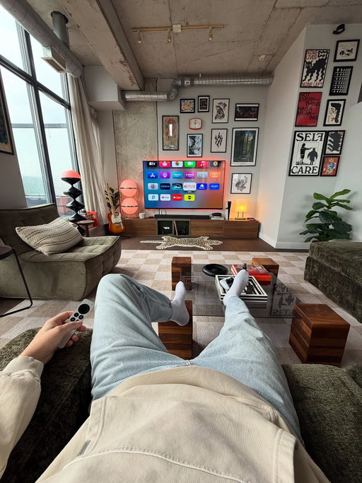 Cozy at home for the weekend 🙂‍↕️