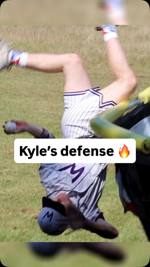 THE DIVE, FLIP, AND ROB. 😮‍💨

@kschultz_3

#mlw #wiffle #wiffleball #baseball #majorleaguewiffle #MLWPostseason #rob