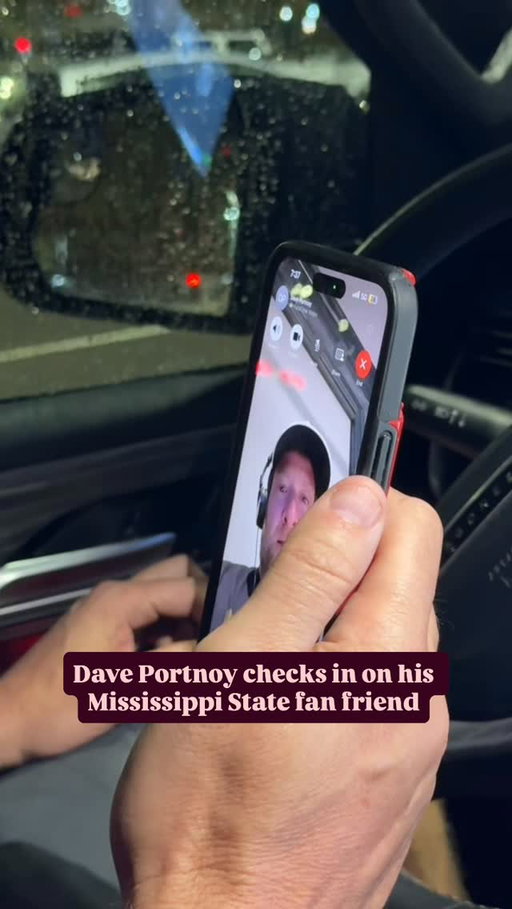 Good guy @stoolpresidente had to check in on his friend @brandonfwalker after Mississippi State choked the game away