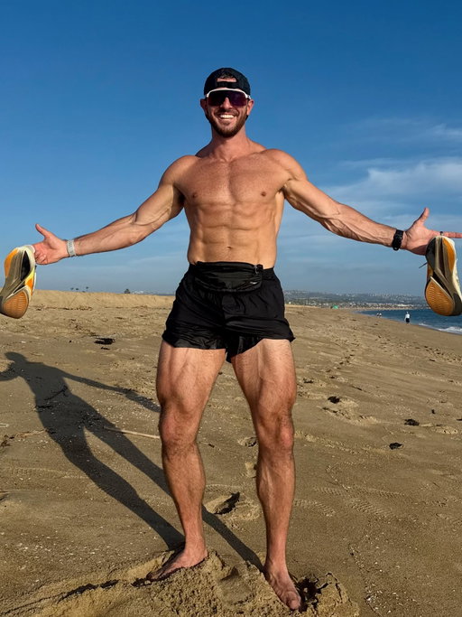 Building the base for 100 miles… 🤠🏃

I haven’t “officially” announced it but I don’t think we have to get all that formal about some announcement — my next big race I am building up for is the Leadville 100 Trail run in August of 2026. 

100 miles in under 30 hours. 
At 12,500 ft altitude. 
With over 15,000 ft in elevation gain. 

And a lotttttt of learning to do about trail running, ultra marathon running, and clearly…the white stuff coming out of my body on a 15 mile run? It was sweat. 😂

I’ll be posting the journey here (and on @strava where I put all my “notes to self” after every run) — fueled by @thefeed (more to come)
——
Today’s run: plan was 10 but I felt incredibly so I decided to stride it out for 15 and pick up the pace towards the end. Our body’s are so much more capable than we think they are especially when we tap into the power of our minds. 🧠

Don’t forget to smile. 😁

•
•
•

#ultramarathontraining #marathontraining #marathon #run #running #runner #runninglife #thefeed #runningjourmey #fitnessjourney #fitness #personaltrainer #nutrition #fitnessjourney #foryou