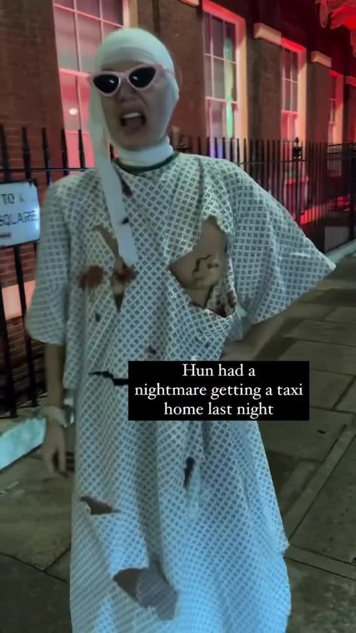 It’s that time of year again… Halloween week incoming 🎃 Not sure I’ll ever top this one where I got botched in Turkey on a groupon package deal 🤣 What we all going as this year? 

if you wanna find out what she’s wearing next catch me Friday @sambarooms and Saturday Fat Tony’s Full fat brunch #offshepops 

#halloween #stateofit #comedy #botched #halloweenoutfits