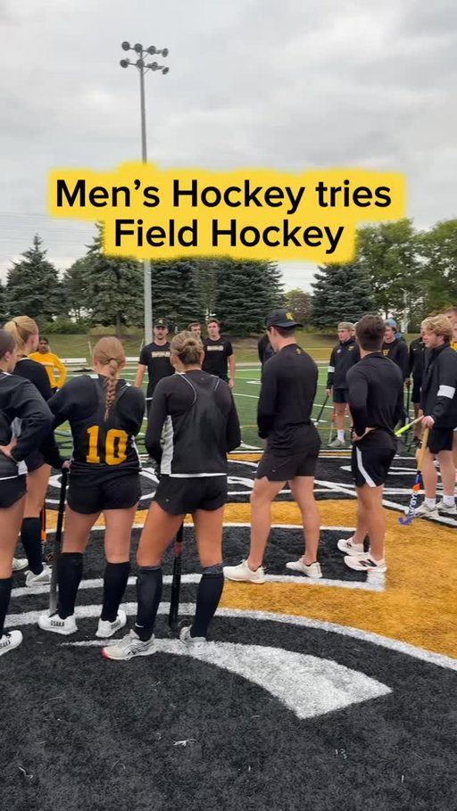 Mic’d up practice looking a little different than usual..

Good luck to @wloofhky today who’s playing for @ouasport bronze!! 

#GoBlackGoGold