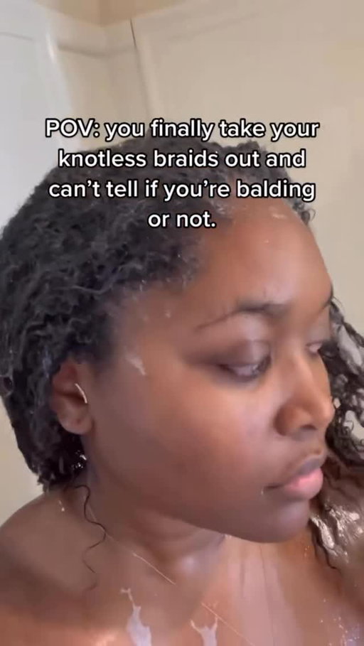 If we lose 100 strands everyday…
& the braids were in for 5 weeks…
& 5 weeks x 7 days = 35 days…
& 35 days x 100 strands = 3500 strands…

HOW DO I KNOW IF IM BALDING?! 

#blackgirlmath
