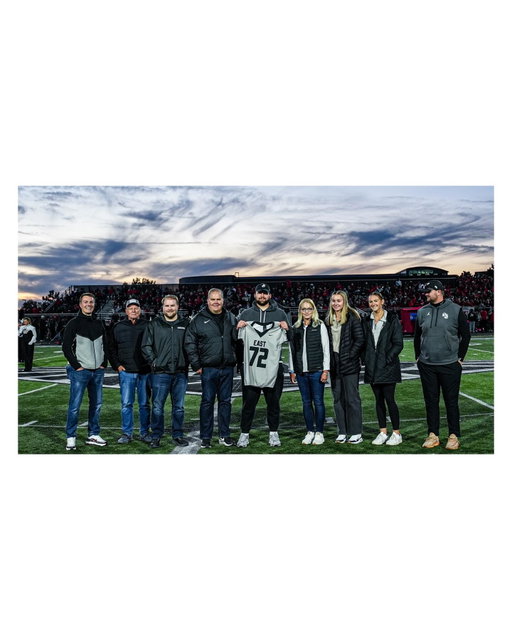 @lakotaeastfb Retires National Champion @austin_siereveld #72!!!!