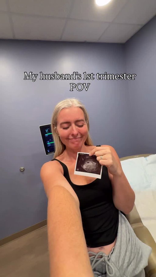 We all just crawled our way past the finish line of the first trimester 😂 👏🏻🥳 is this a universal experience? 😅

Grateful to keep growing this little one!