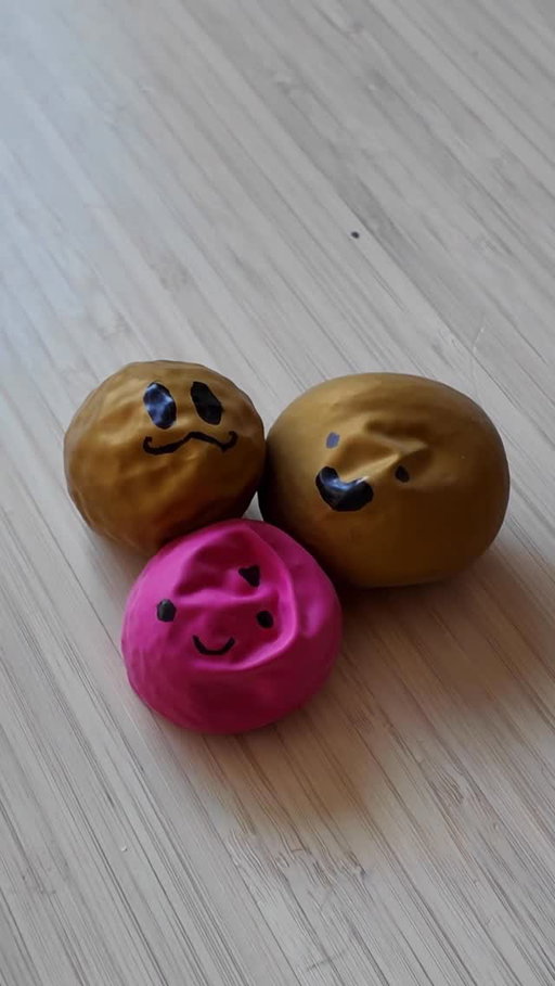 Satisfying, squishy, and so fun to make 😌 @hey.maca