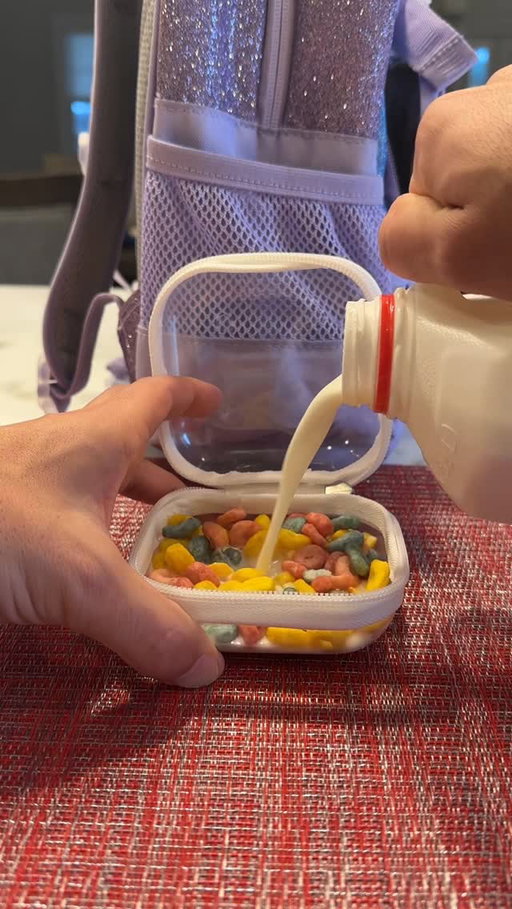 Packing a little protein snack for the kiddo #magicspoon #magicspooncereal #highprotein #proteincereal #highproteindiet