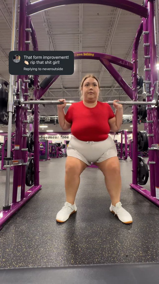 let me just address my one video that is going viral…

I have 100s of hate comments on that video becuase of my form.. when the video was about me not having headphones 

some comments were helpful and want to see me succeed and get better 

some were outright hateful and disgusting, and really triggered me for when I first started my gym journey 

no body is perfect and everyone has something they need to improve on 

as you can see in this video I am still improving and I am all self taught 

I used to put the bar on my neck, right there is an improvement in itself 

remember to be kind to people that are still trying to figure it out❤️