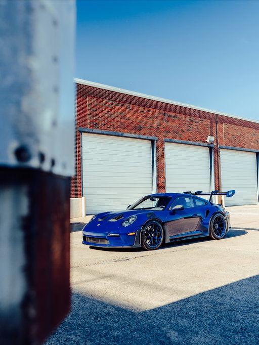It’s not really the Monday Blues when there’s a cool Albert Blue GT3RS with matching wheels and Pepita Houndstooth interior.

#porschedallas #porsche #porschegt3rs #gt3rs #911 #992 #weissach #911gt3 #911gt3rs #porscheexclusive #porscheexclusivemanufaktur #ptsrs #porschemoment #porschelovers #porschegram #gt3 #porschegt3 #porschefans #dreamcar #porschedaily #car