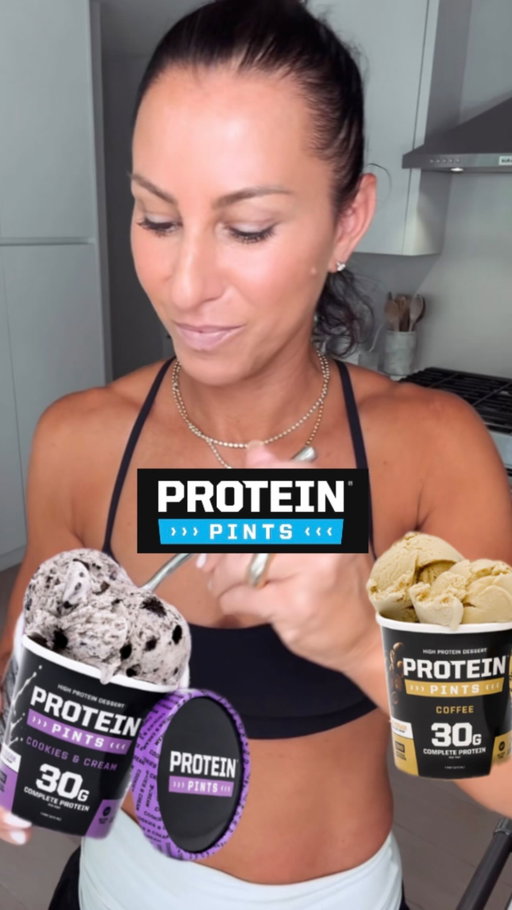 This is for all my coffee and cookie + cream lovers! What’s better: coffee protein pints or cookies + cream ? I need YOU all to help me! Get yourself some @proteinpints right now! If you are someone like me that finds making a protein shake can take too much time and make too much mess this is for YOU! #ProteinpintsPartner