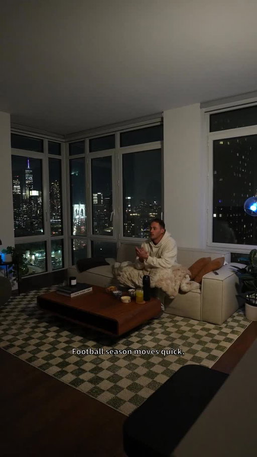 #LUMIFYPartner Here’s how I get ready for game day during football season! Thanks LUMIFY redness reliever eye drops for keeping red eyes out of the red zone

Head to LUMIFYeyes.com to find @lumify.eyes drops near you 

#fromBauschLomb
#LUMIFYDrops

Use as directed.
