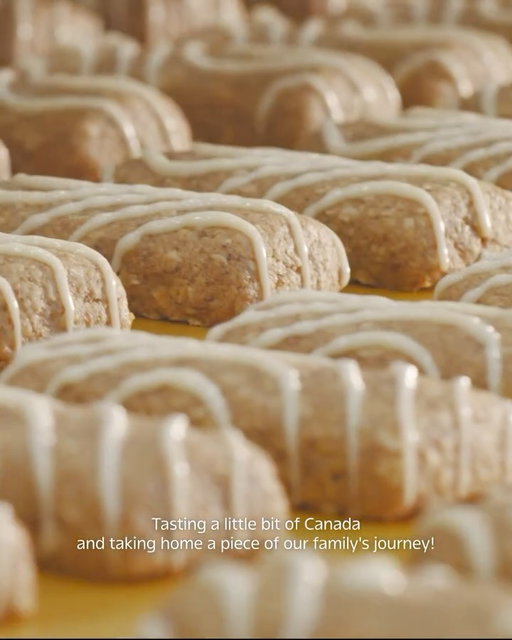 A snack the whole family can get on board with ✈️ 
 
Created right here in Canada, family-owned @madegoodfoodscanada has crafted tasty, certified-organic snacks that are also allergen-friendly. 
  
Enjoy their products on board, including new MadeGood Mornings Cinnamon Bun Organic Soft Baked Oat Bars which are free for everyone on morning flights.