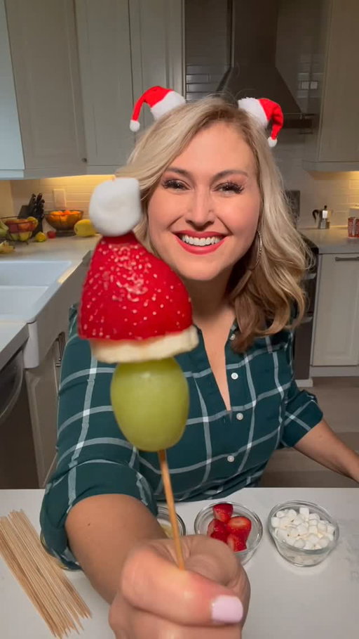 Grinch Kabobs 🍓