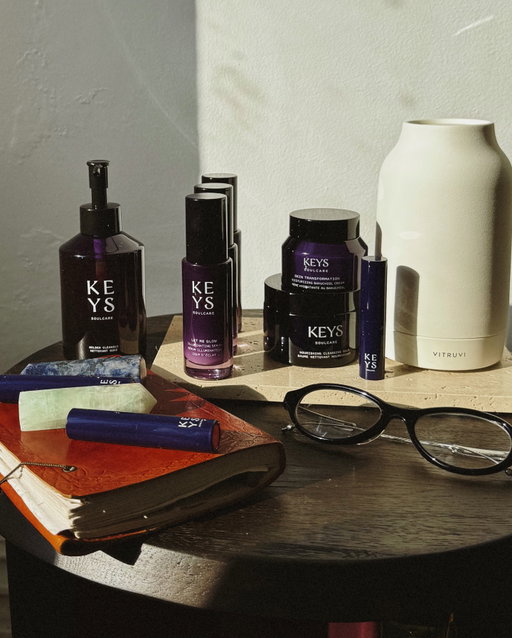 When your skincare ritual meets your scent ritual…🧖‍♀️💜✨

We’ve teamed up with our friends at @vitruvi to create the coziest, glowiest giveaway of the season — designed to help you reset from the inside out.

One (1) winner will receive:
💜 @keyssoulcare ‘s full glow ritual — including our Golden Cleanser, Let Me Glow Serum in all 3 radiant shades (Golden Aura, Bronze Aura, and Moonstone Aura), Nourishing Cleansing Balm, Skin Transformation Cream, and Soulful Kiss Set

✨ @vitruvi ‘s Air Waterless Diffuser + two 100% natural scent refills: Gingerbread & Chai Spice (valued at $235)

Ready to reset? Here’s how to enter:
✅ Like this post
✅ Follow both @keyssoulcare + @vitruvi 
✅ Fill out the quick Typeform via the link in our bio

Giveaway closes Thursday, October 31 at 11:59pm ET — don’t miss your chance to glow and flow 💫

No purchase necessary. Must be 18+ and located in the US to enter. Giveaway ends Thursday, October 31 at 11:59p ET and winners will be notified via DMs by only the official @keyssoulcare account. By entering this giveaway, you acknowledge that this is not sponsored, endorsed, administered, or associated with Instagram.