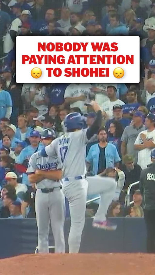 Third time was the charm for Shohei Ohtani 🤣

#WorldSeries