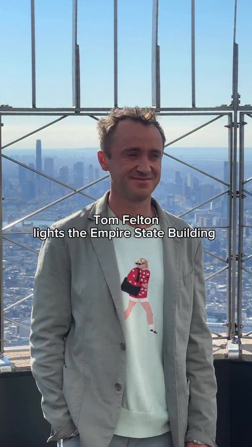 Shining in green tonight in Celebration of Tom Felton’s Broadway Debut and Return to the Role of “Draco Malfoy” in
Harry Potter and the Cursed Child

A perfect day at the Empire State Building Observation Deck.