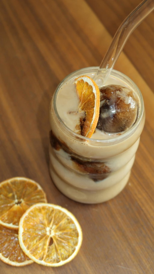 daily fun drink inspired by @peetscoffee Cardamom Citrus Cold Brew Oat Latte using @chobani Oat Milk! If you have a location near you, go try it before the season ends Nov 4th! #peetspartner