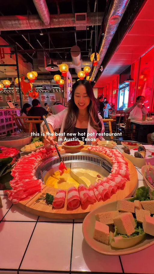 best new hot pot restaurant in Austin Texas with 10 out of 10 presentation - @oldalleyhotpotatx