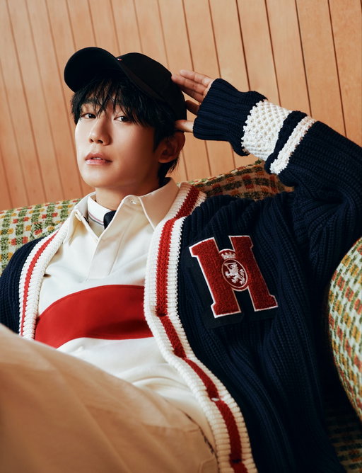 Classic prep meets comfort. Winter starts here with @holyhaein