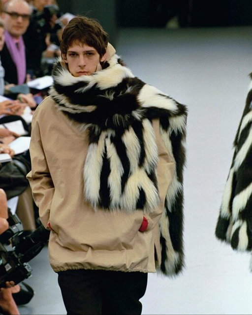 LN-CC ARCHIVE: Louis Vuitton by Marc Jacobs Fall/Winter 1999.