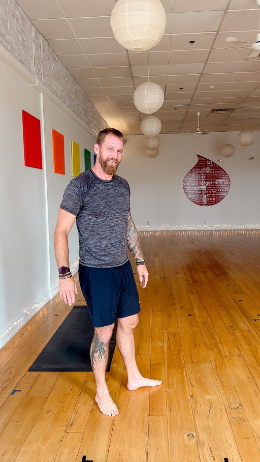 What if it were the other way around? 🍑 
.
.
.
#yogacommunity #yogahumour #foryou #comedy #trending #yogaclass #pycburlington
