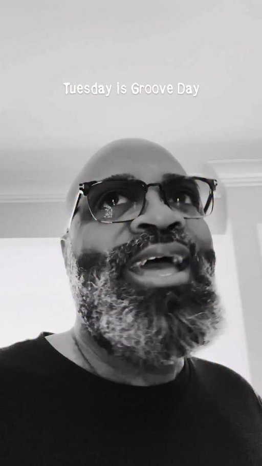 #Tuesday is #Groove Day!!! Ft. the amazing @insidejmoss
.
.
.
.
.
#music #musicproducer #producer #composer #musiccomposer #hiphop #beats #beatmaking #boombap #funk #jazz #soul #neosoul #neosoulbeats #neosoulmusic #presonus #studioone #songwriter #recordingstudio #musician #piano #lofi #RnB #RnBMusic #hiphop