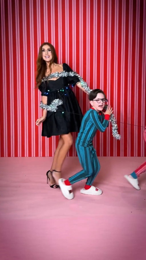 She’s baaaaack 👀 ✨ ​
​
You asked… we delivered – Jessi Cruickshank returns.🎁✨​​

#JoeFresh #Holiday2025