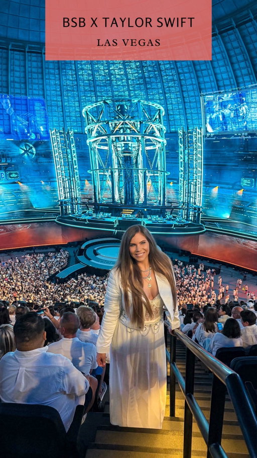 This mashup is such a banger🔥

Who knew it would take @lydgiggs Backstreet Boys mix to turn me into a Swiftie haha 🥰
But you know in da clurb we all fam😎 Every millennial’s vibing to it💯

@maxmartinmusic is the king of modern pop - should push for an official release🔥

This concert at @spherevegas was the best thing I’ve been to as it is but imagine a legit collab @backstreetboys and @taylorswift?🎶 I’m SO ready for it💃 

Obsessed❤️

#millenials #backstreetboys #taylorswift #elizabethtaylor #swifties #lasvegassphere #sphere #lasvegasnevada
