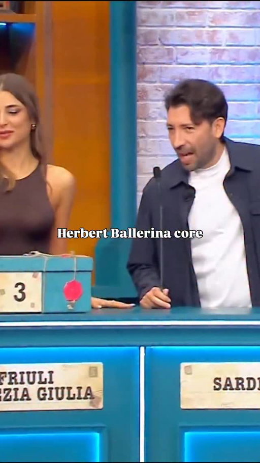Ogni giorno ad #AffariTuoi si aprono le scommesse: che lavoro inventerà stasera @herbert_ballerina?

👉 Affari Tuoi vi dà appuntamento ogni giorno alle 20:40 su @rai1official e su @raiplay_official ✨