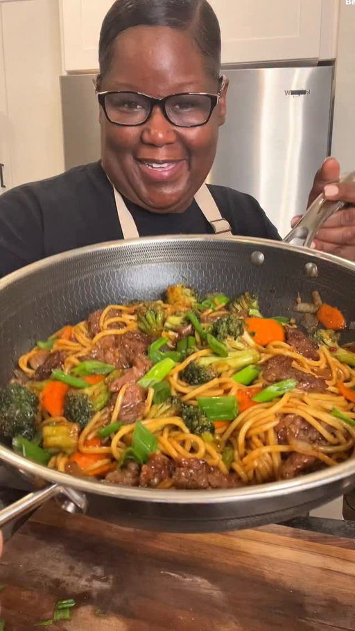 Take-out Beef & Broccoli Lomein #food #easyrecipe