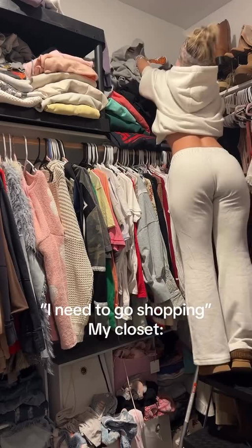 Accurate 🤷‍♀️🛍️ @delareilley