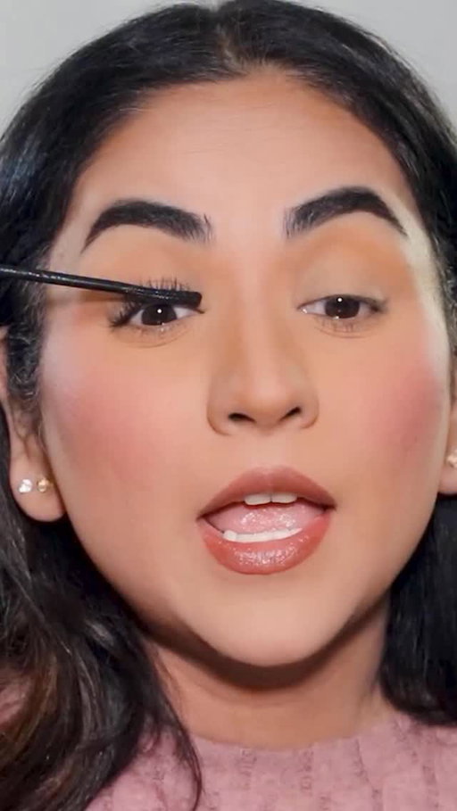 This is the @lorealparis Extensionist Mascara!!
Comment “link” for link
.
.
.
.
.
.
.
.
.
.
.
.
#mascara #biglashes #loreal #volumizingmascara #lengtheningmascara #lashgoals #beauty #makeup #makeuplover #cosmetics #lashes #eyemakeup #mascarareview #beautycommunity #makeupaddict #glam #instabeauty #makeupinspo #lashlove #beautytips