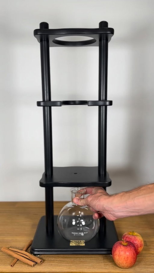 Apple Pie Cold Brew with the Yama Cold Brew Tower