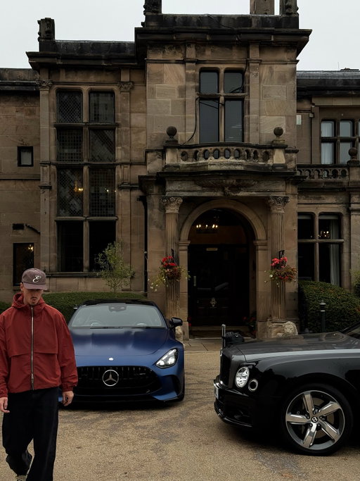 Been putting in the miles recently 🏁🖤

#gt63s #mercedesamg #autumnvibes #luxurylifestyle