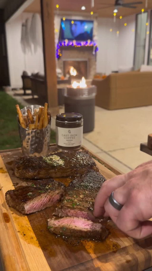 Steak date night at home with parmesan truffle fries #vlog #dayinthelife #cookingvlog #outdoorcooking #explorepage #lifestylevlog #blackstone #backyardvibes