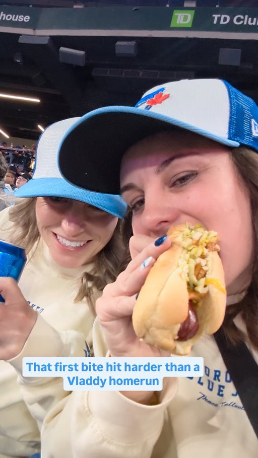 Cheering for the Jays and crunching on that Dill Pickle Hot Dog like it’s game 7 energy 💙⚾

#WorldSeries  #BlueJays  #GoJaysGo  #MLB  #BaseballLife  #BallparkEats  #CrunchyDog  #GameDayVibes  #FanGirlMode  #HomeOpener