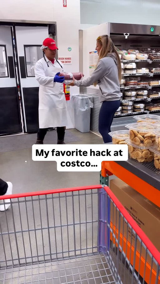 I love @costco 🫶🏼 they have the extra lean ground beef hidden in the back behind the counter. Just ask for it!
