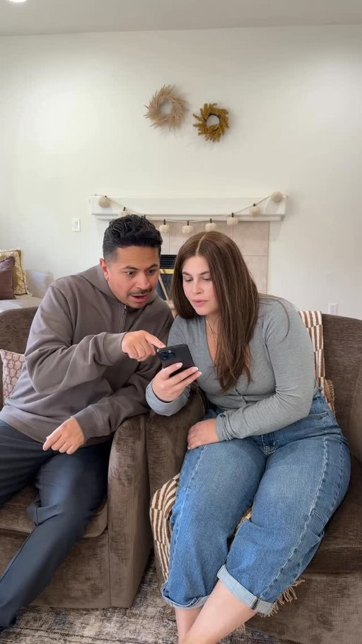 A little connection turned into a new holiday tradition. Kenna said only pieces with stories behind them. You into that vibe? @facebook #FacebookPartner