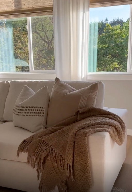 Did you know our sofas are curated to your vision? This sofa was custom-crafted for @haleymercadosmith through her creative eye. Check out the link in our bio to build yours. 

🔎 Barton Sofa + Armchair in Alabaster Performance Bouclé 
🎥 @haleymercadosmith