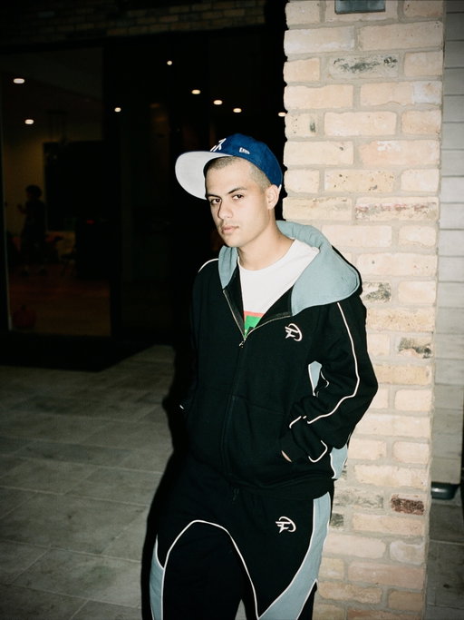 FAZE SWEATSUIT CAPSULE 

RELEASES TOMORROW 

12PM PST / 3PM EST

shop.fazeclan.com