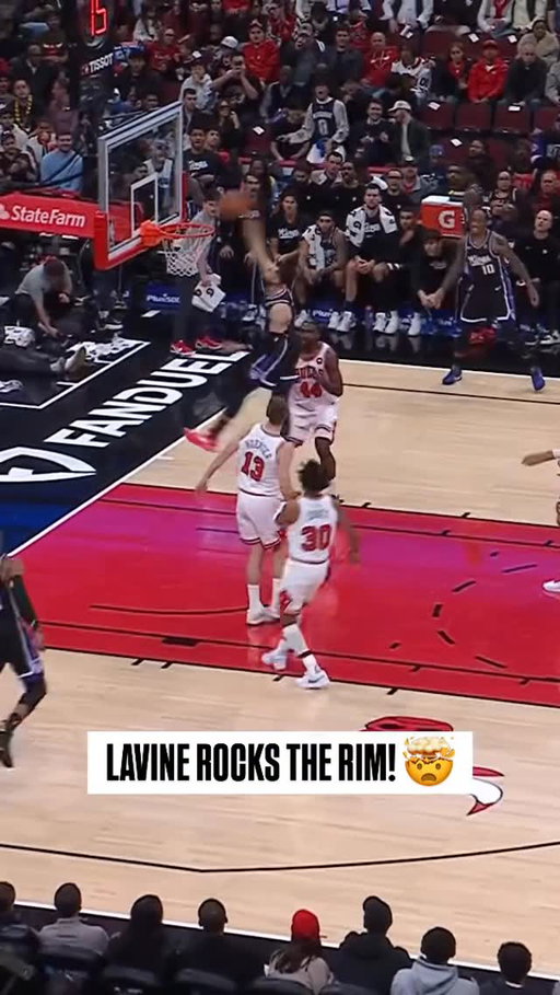 @zachlavine8 rises up for the EMPHATIC one-hand JAM ‼️ SAC/CHI on NBA League Pass • Link in bio