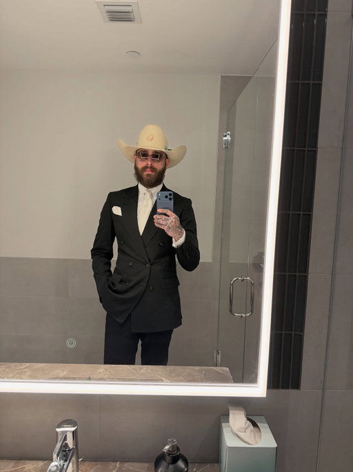 Lou got married today. Congratulations to one of the best men I’ve ever had the honor of knowin. Make sure to tell someone you love em today. 🍻🫀