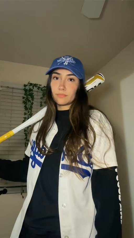 mood because the dodgers offense needs to wake tf up 😤 sooo put me in coach 😭
•
•
•
baseball#sportstiktok#sportspodcast#sports#mlb#bleedblue#baseballseason#baseballism#majorleaguebaseball#sportgirls#womeninsports#sportsydesmadres#balltalk#baseballstadiums#baseballislife#offense#sportslife#baseballfan#sportsfan#sportsfan#fanbase#fan#dodgers#dodgerfan#worldseries#bluejays#dodgerstadium#game5#toronto#losangeles