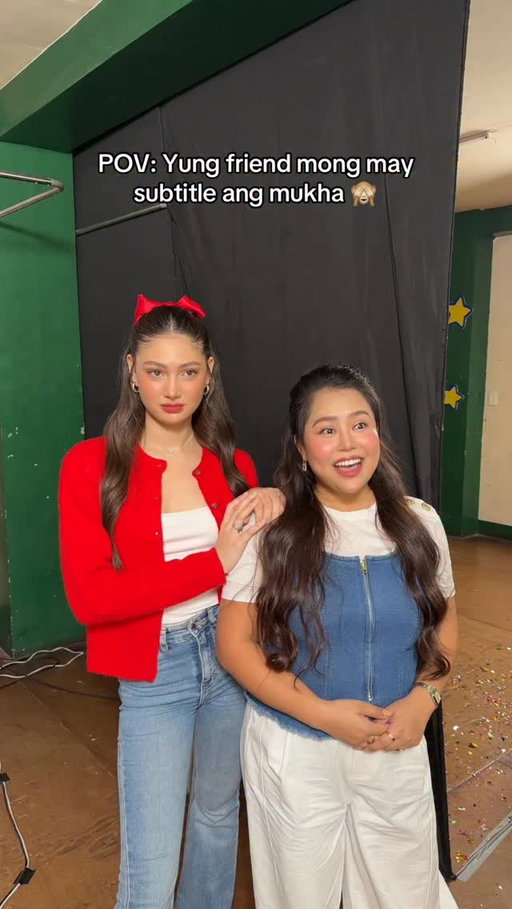 Kelangan pang sikuhin para ngumiti 🤣 HAHAHA