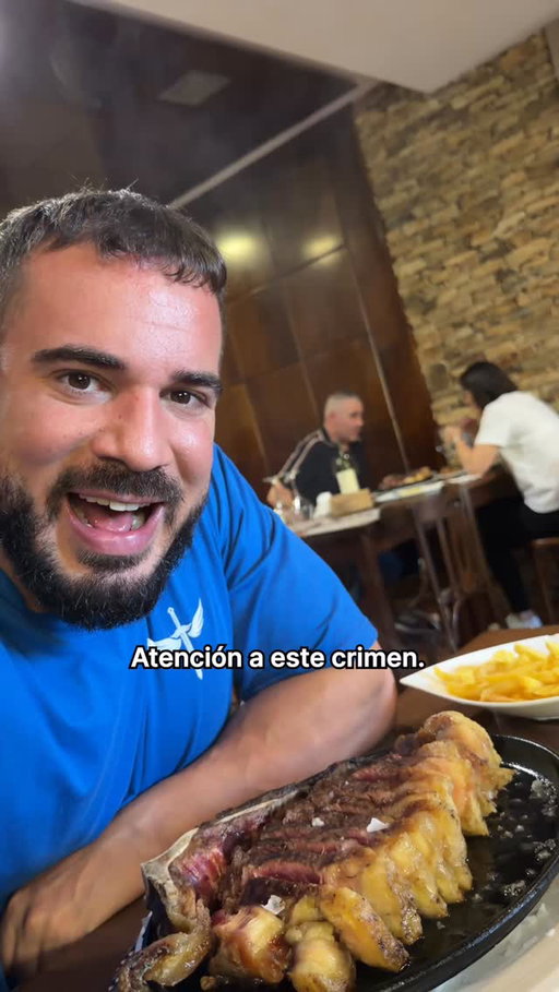 ¡Restaurante Gallego con Ganadería propia y precio insólito! He descubierto un Restaurante en Galicia con ganadería propia: se encuentra en Teo a 10 minutos de Santiago y venden un Chuletón de su propia ganadería a un soprendente precio de 57€ el kg. El Restaurante se llama Asador O Carmelo y te traigo mi reseña sobre su chuletón y más platos de carta para contarte si merece la pena este Restaurante gallego #galicia #restaurantesgalicia
