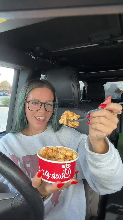 One of my go to chick fil a orders! #chickfila #fastfood #caloriedeficitdiet #caloriedeficit #highprotein #highproteinfoods #highproteinmeals #vsgcommunity #bariatricsurgery #wlscommunity #wls #vsg #gastricsleeve #gastricbypasssurgery #weightloss #weightlosssupport